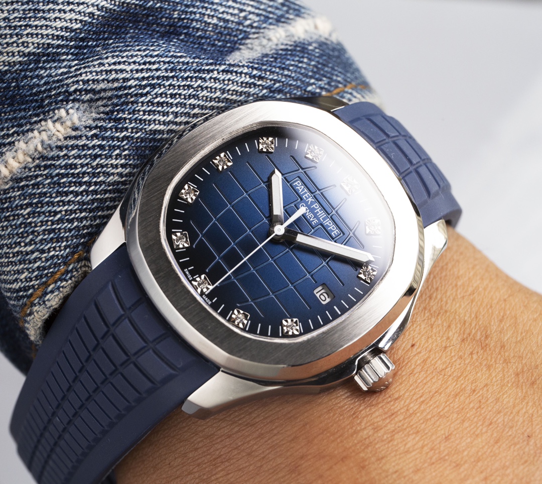 Patek Philippe Aquanaut 5168G-001